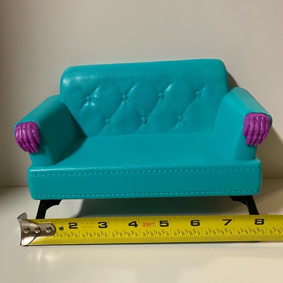 Monster High Student Lounge Vending Machine Bundle Couch / Sofa 2022 Furniture - Picture 7 of 12